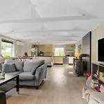 3 Bedroom Amazing In Skibby